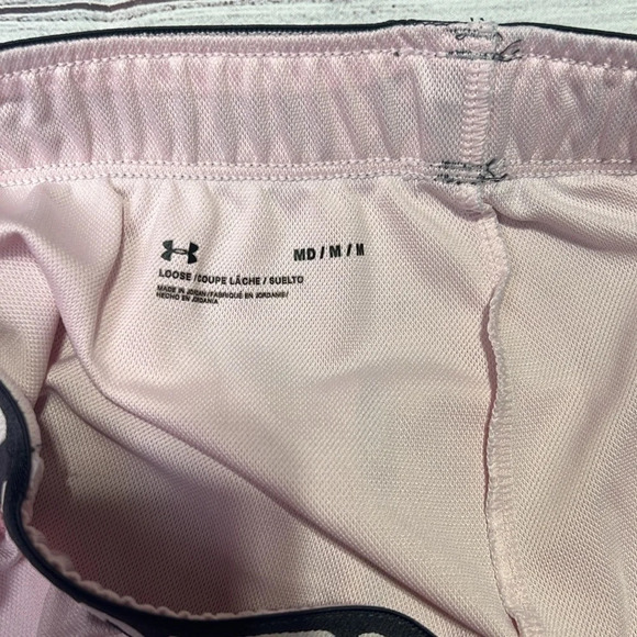 Under Armour shorts size medium athletic - Picture 4 of 4